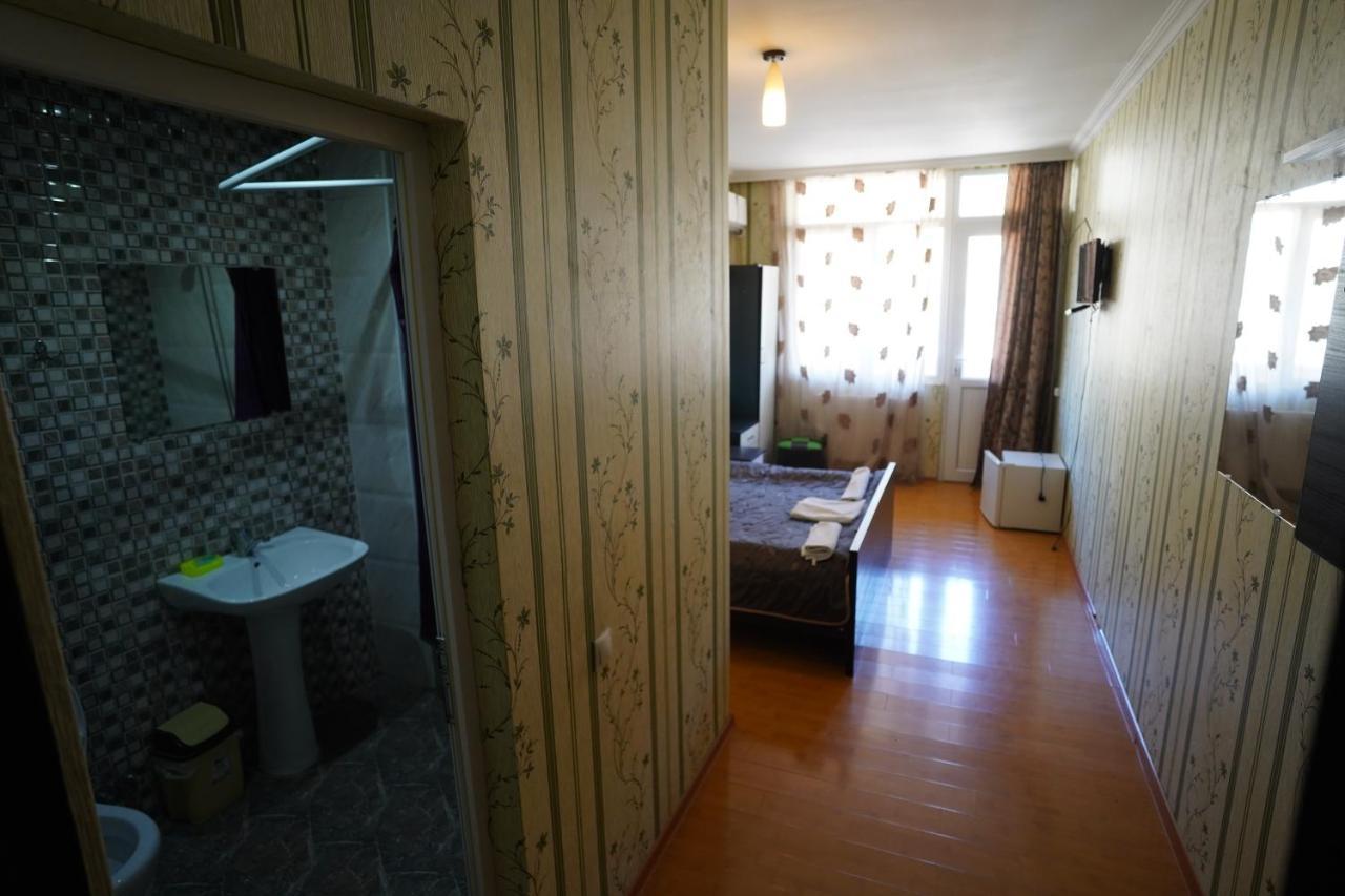 Imperator 1 Hotel 쿠타이시 외부 사진